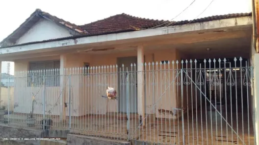 Casa com 3 Quartos à venda, 440m² no Jardim Bela Daria, Presidente Prudente
