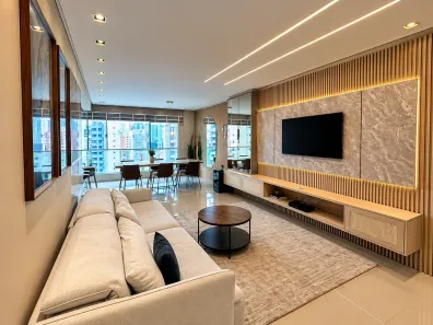 Apartamento com 3 Quartos para alugar, 120m² no Centro, Balneário Camboriú