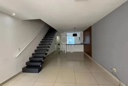 Casa de Condomínio com 3 Quartos para venda ou aluguel, 160m² no Jacarepaguá, Rio de Janeiro