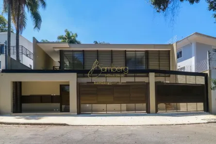 Casa com 5 Quartos à venda, 378m² no Jardim Guedala, São Paulo