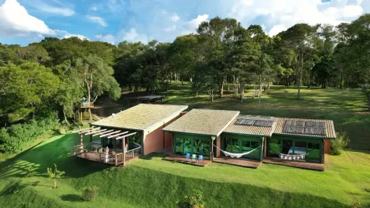 Casa com 3 Quartos para venda ou aluguel, 20000m² no , Gonçalves