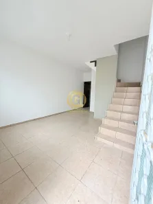 Sobrado com 2 Quartos à venda, 80m² no Cidade Nova Jacareí, Jacareí