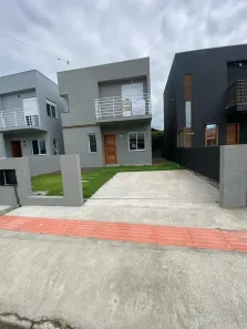 Casa com 2 Quartos à venda, 75m² no , Garopaba