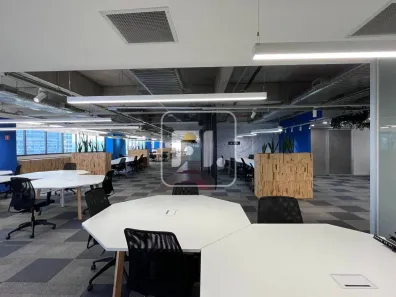 Sala Comercial para alugar, 1300m² no Vila Olímpia, São Paulo