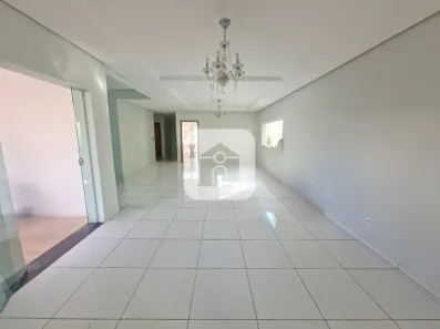 Sobrado com 8 Quartos para alugar, 520m² no Jardim Karaíba, Uberlândia