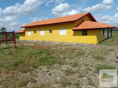 Fazenda/Sítio com 3 Quartos à venda, 96800m² no Jardim Europa, Cesário Lange