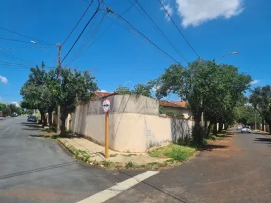 Casa com 2 Quartos à venda, 175m² no Centro, Araraquara