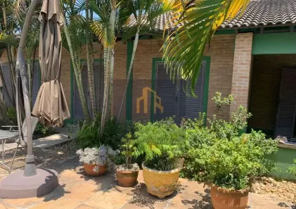 Casa com 5 Quartos à venda, 500m² no Vila Mogilar, Mogi das Cruzes