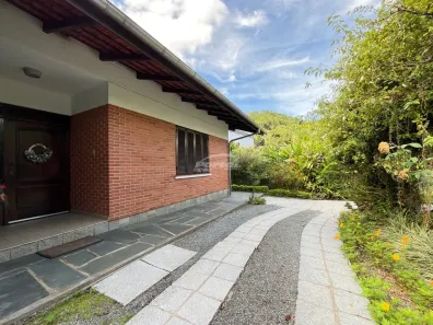 Casa com 3 Quartos à venda, 322m² no Ponta Aguda, Blumenau