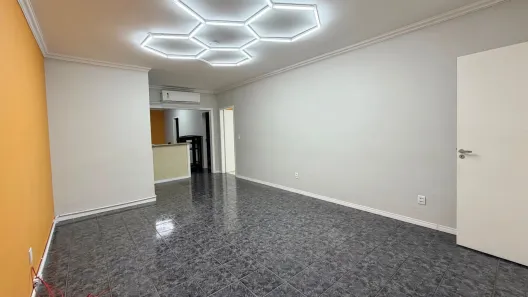 Sala Comercial para alugar, 160m² no Dom Bosco, Itajaí