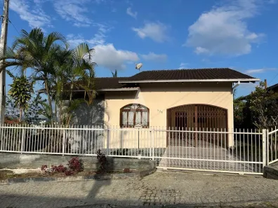 Casa com 3 Quartos à venda, 154m² no Iririú, Joinville