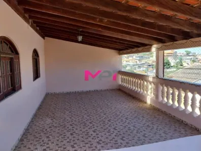 Sobrado com 3 Quartos à venda, 190m² no Jardim Tamoio, Jundiaí