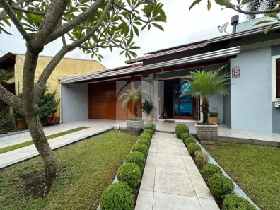 Casa com 3 Quartos à venda, 226m² no Parque Residencial Portao, Portão