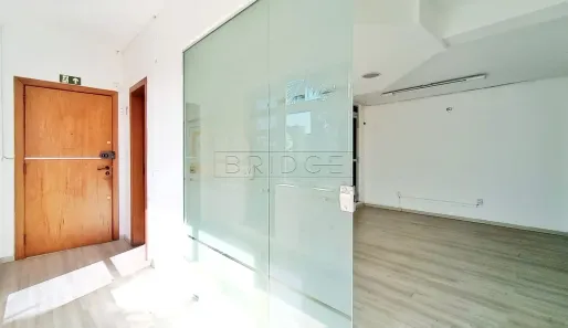 Sala Comercial para alugar, 62m² no Navegantes, Porto Alegre