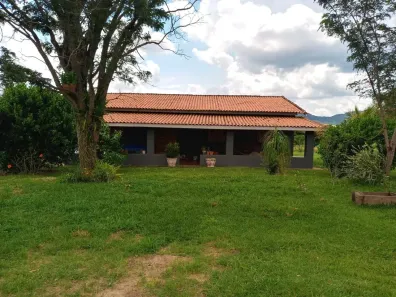 Fazenda/Sítio com 3 Quartos à venda, 33880m² no , Cajuru