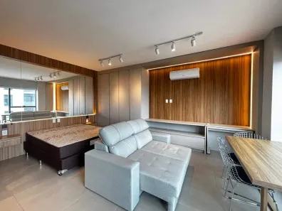 Apartamento com 1 Quarto para alugar, 44m² no Centro, Florianópolis