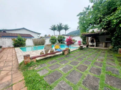 Casa com 4 Quartos à venda, 250m² no Guaiúba, Guarujá