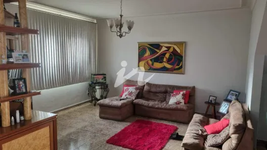 Casa com 5 Quartos à venda, 440m² no Santa Mônica, Uberlândia