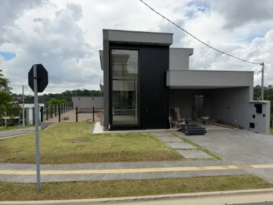 Casa de Condomínio com 4 Quartos à venda, 225m² no Jardins Bolonha, Senador Canedo