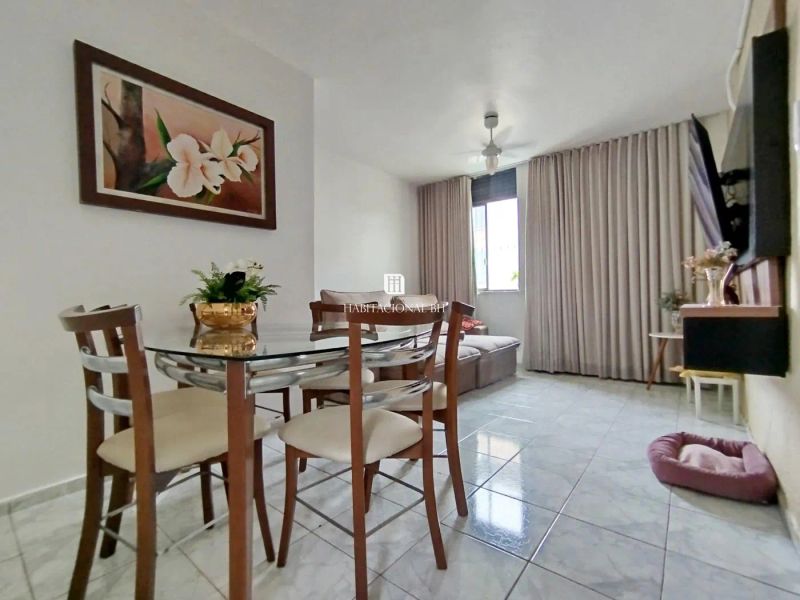 Apartamento com 3 quartos — Santa Mônica, Belo Horizonte
