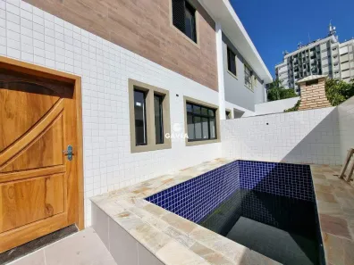 Sobrado com 3 Quartos à venda, 180m² no Vila Belmiro, Santos
