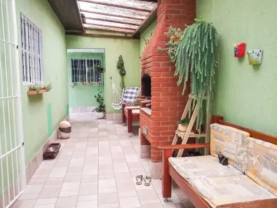 Casa com 3 Quartos à venda, 180m² no Vila Santo Antônio, São Paulo