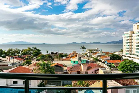 Apartamento com 3 Quartos à venda, 200m² no Balneário, Florianópolis