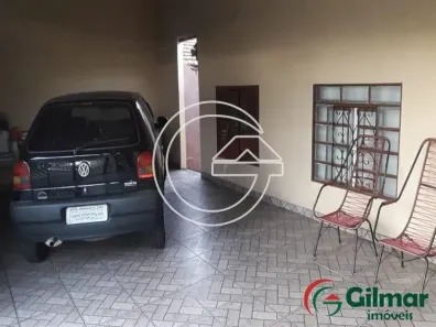 Casa com 3 Quartos à venda, 100m² no Centro, Marília