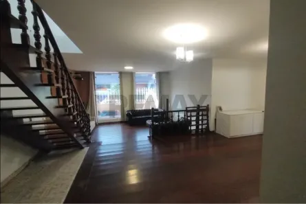 Casa com 3 Quartos para alugar, 250m² no City América, São Paulo