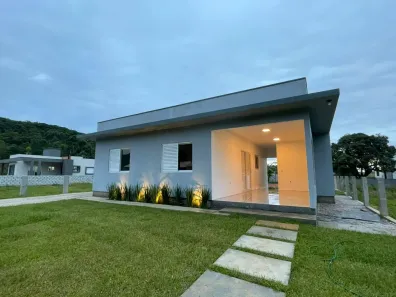 Casa com 3 Quartos à venda, 100m² no Ressacada, Garopaba