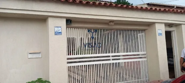 Casa com 5 Quartos à venda, 336m² no Taguatinga Norte, Brasília
