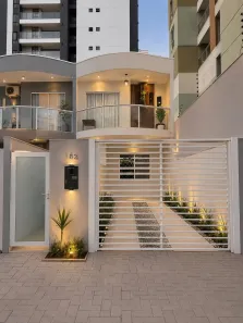 Sobrado com 3 Quartos para venda ou aluguel, 108m² no São Francisco de Assis, Camboriú