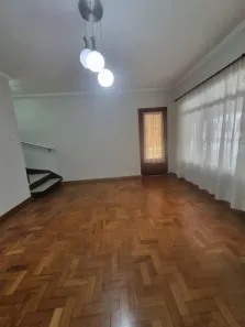 Sobrado com 2 Quartos à venda, 252m² no Vila Lucinda, Santo André