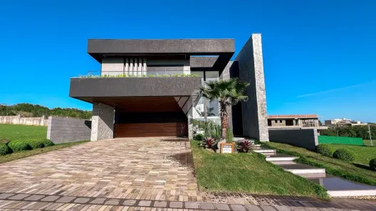 Casa de Condomínio com 4 Quartos à venda, 350m² no Morada Gaúcha, Gravataí