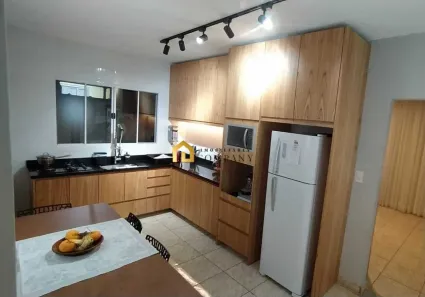 Casa com 2 Quartos à venda, 77m² no Éden, Sorocaba