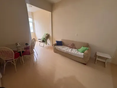 Apartamento com 1 Quarto para alugar, 35m² no Várzea, Teresópolis