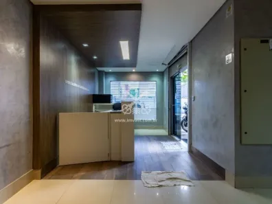 Ponto Comercial para alugar, 210m² no Moema, São Paulo