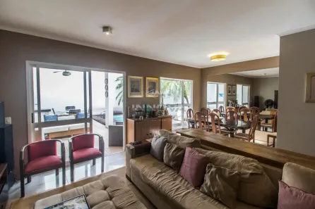 Casa com 4 Quartos para alugar, 180m² no Tamboré, Santana de Parnaíba