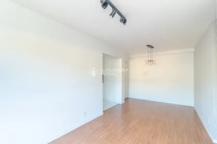 Apartamento com 3 Quartos para alugar, 72m² no Cavalhada, Porto Alegre