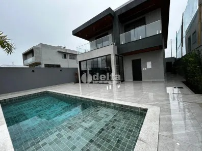 Casa de Condomínio com 4 Quartos à venda, 285m² no Morada da Colina, Uberlândia