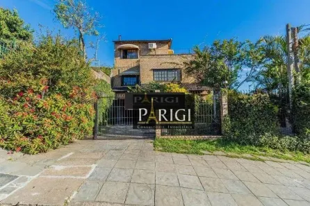 Casa com 4 Quartos à venda, 231m² no Cristal, Porto Alegre