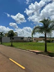 Lote/Terreno à venda, 360m² no Condomínio Residencial Gaudi, Anápolis
