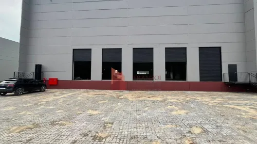 Galpão/Depósito/Armazém para alugar, 900m² no Volta Grande, Navegantes
