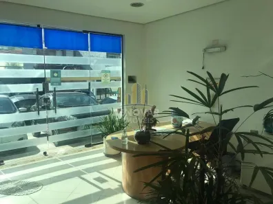 Sala Comercial para alugar, 210m² no Vila Oliveira, Mogi das Cruzes