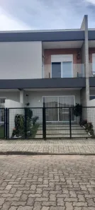 Casa com 2 Quartos para alugar, 97m² no Torres, Torres