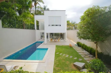 Sobrado com 4 Quartos à venda, 450m² no Vila Albertina, São Paulo