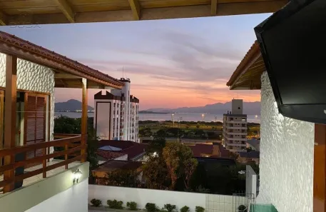 Casa com 3 Quartos à venda, 197m² no Saco dos Limões, Florianópolis