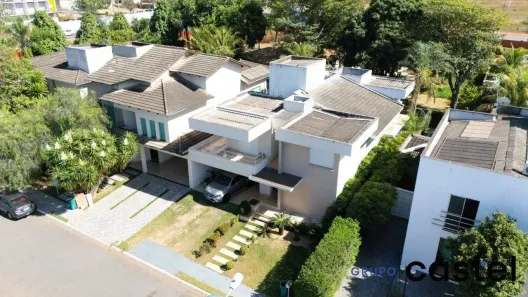 Casa com 3 Quartos à venda, 316m² no Jardins Atenas, Goiânia