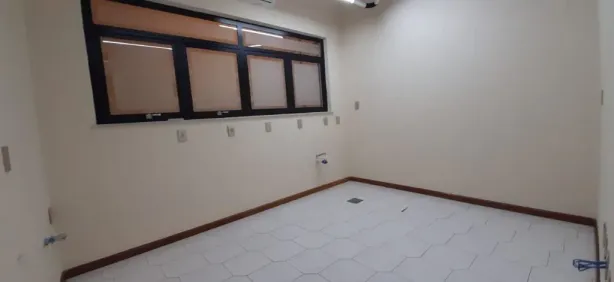 Sala Comercial com 1 Quarto para alugar, 12m² no Cambuí, Campinas