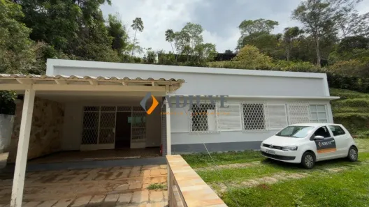 Casa com 4 Quartos para alugar, 130m² no Araras, Petrópolis